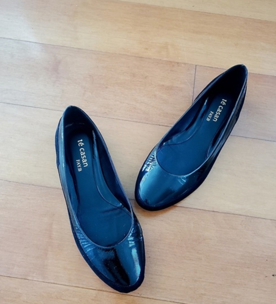 Patent Leather Limited Edition Flats by Te Casan, 38